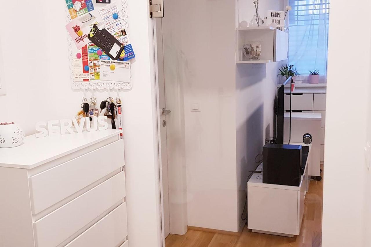 Trendy Danube Apartment - Close To Un ウィーン エクステリア 写真
